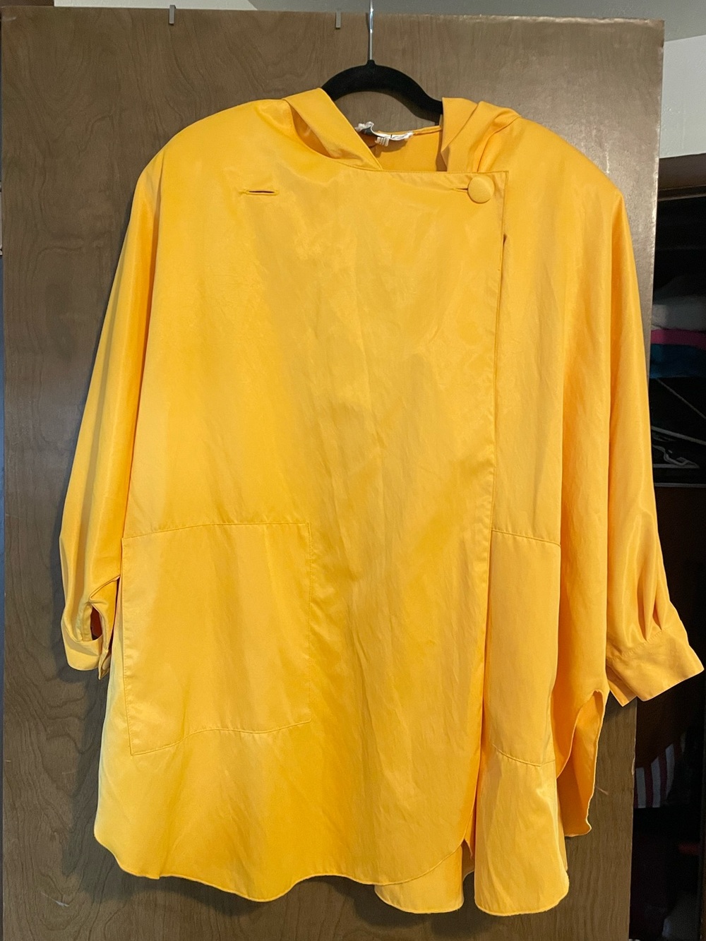 Vintage! Women’s rain/lightweight jacket 🧥